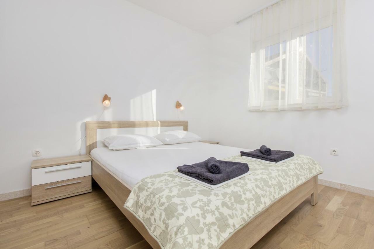 וודיצה Apartmani Gabriella מראה חיצוני תמונה